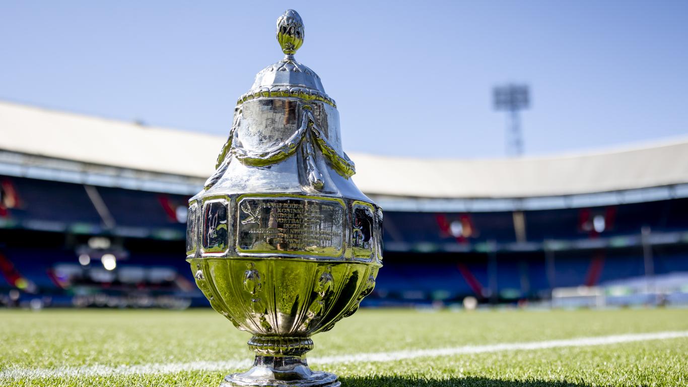 Beker: Breskens, Corn Boys en Terneuzen
